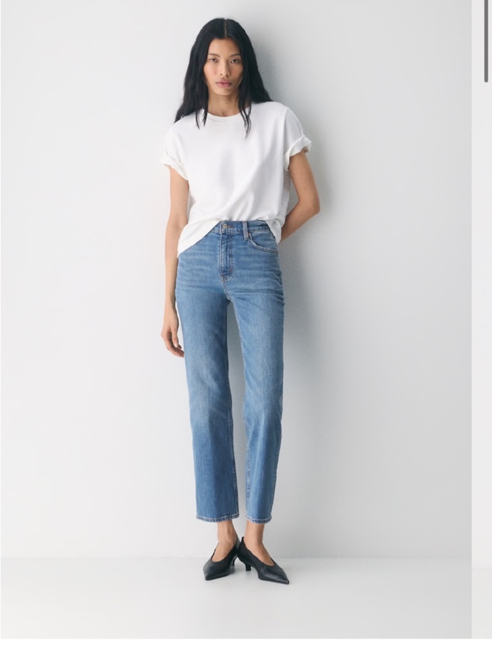 Aritzia Arlo High-Rise Straight Jeans in Light Blue Wash